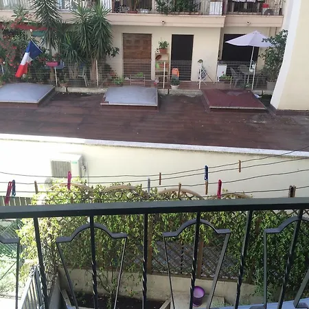 Centre דירה ניס