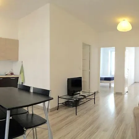 Centre Apartment